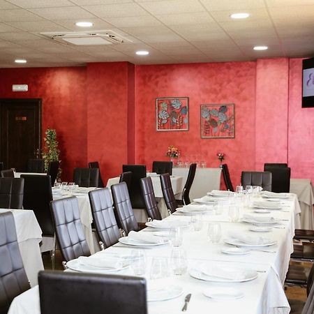 Hotel Restaurante Sostenible La Laguna Brozas Bagian luar foto